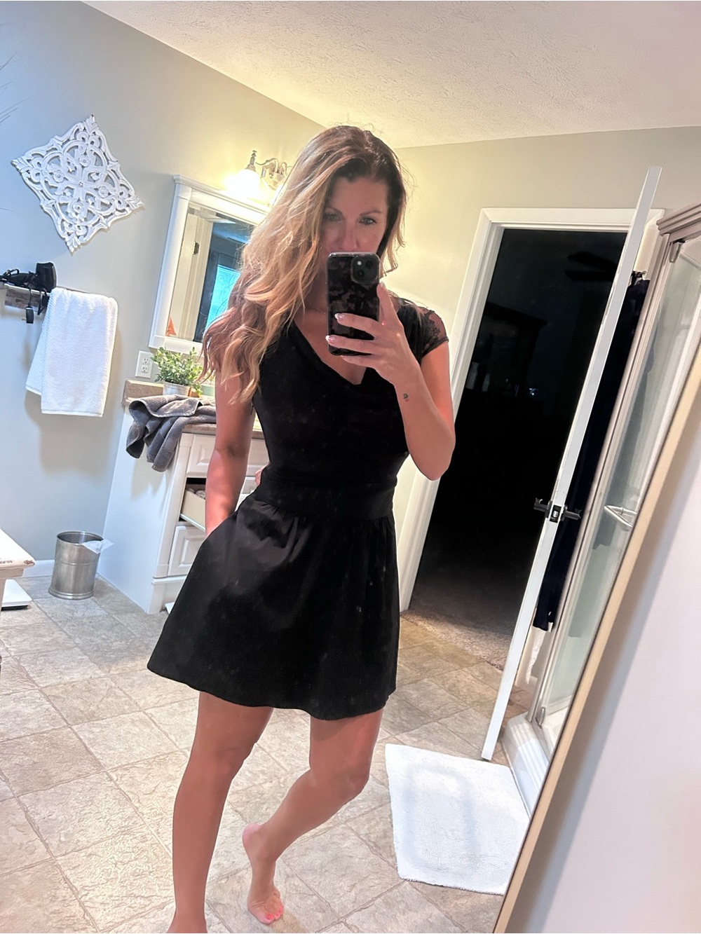 Express cocktail dress with pockets